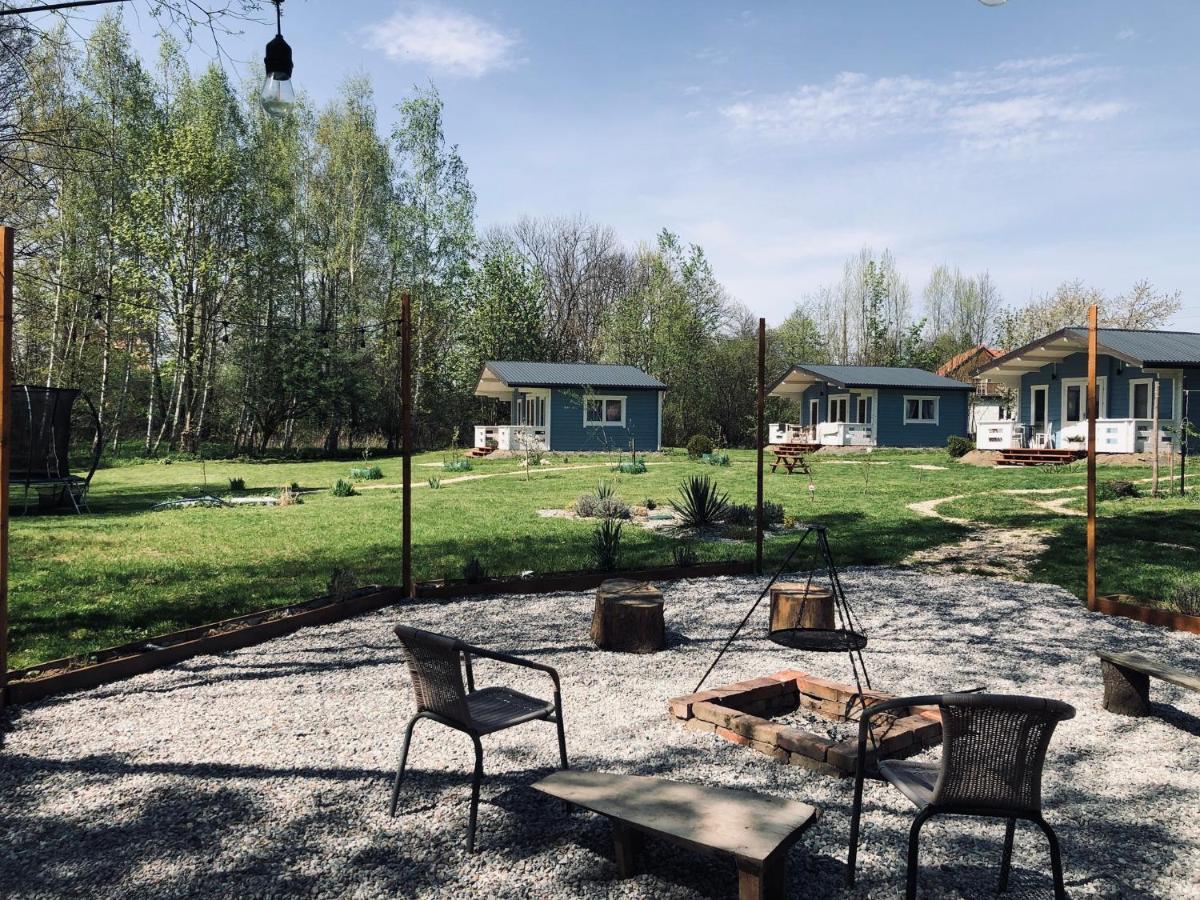 Domek Caloroczny Na Wylacznosc Niebieska Osada Nad Gorskim Potokiem Stary Waliszow 외부 사진